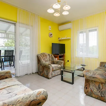 بيت للعطل Piroska By Interhome *